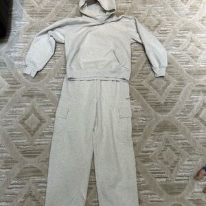 Aritzia / Tna oatmeal Hoodie and Sweatfleece cargo  Set
